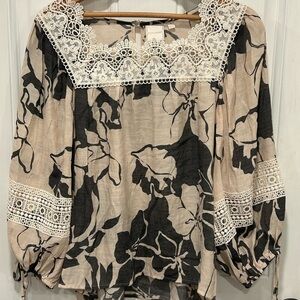 Zac & Rachel Women’s Crochet Trim Semi Sheer Balloon Sleeve Floral Top Size S